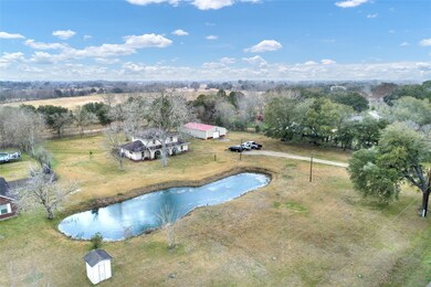 525 Rymal Rd, Alvin, TX 77511 - photo 4