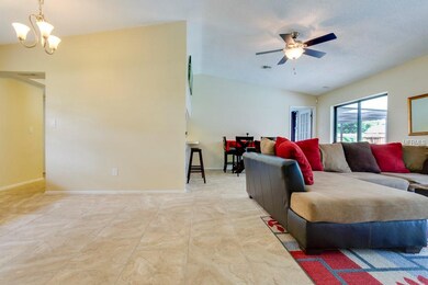 Living/dining room