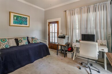 208 W Columbia St, Weatherford, TX 76086 - photo 4