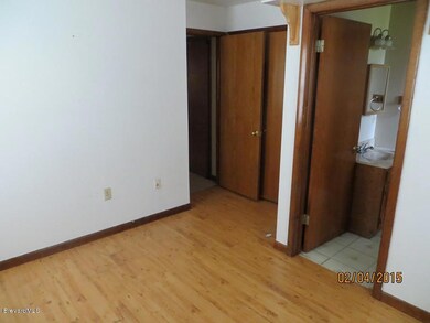 Guest bedroom pic 3