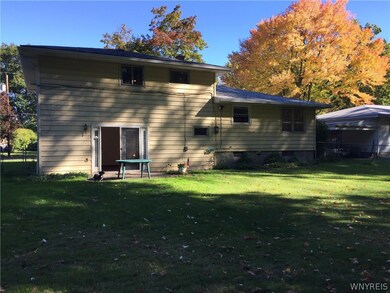 1292 Doebler Dr, North Tonawanda, NY 14120 - photo 3