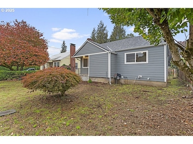 4565 NE 86th Ave, Portland, OR 97220 - photo 3