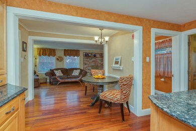 825 N Broadway, Haverhill, MA 01832 - photo 5