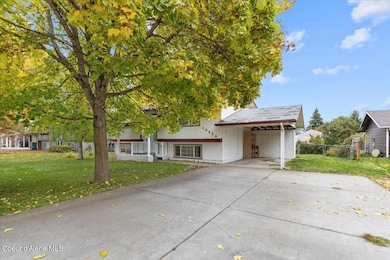 10934 N Maple St, Hayden, ID 83835 - photo 3