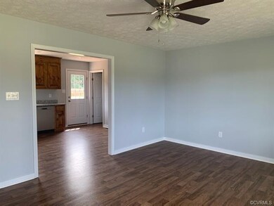 7 Eubanks Rd, Essex, VA 22454 - photo 3