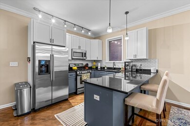 1753 N Artesian Ave unit 1, Chicago, IL 60647 - photo 3