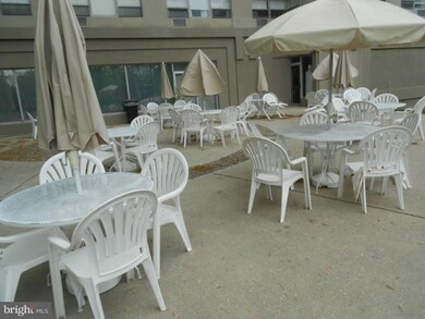 Radnor House unit 321, Bryn Mawr, PA 19010 - photo 5