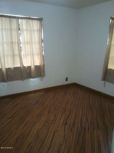 ROOM 2