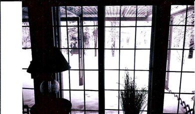 658 Flanders St, Chelsea, MI 48118 - photo 3