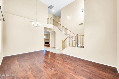 2910 S Miller Dr-8