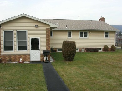702 3rd St, Eynon, PA 18403 - photo 3