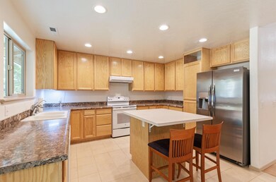 4-web-or-mls-7214-rockydale-rd