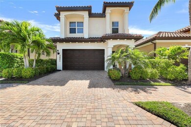 Mediterranean / spanish house with a garage