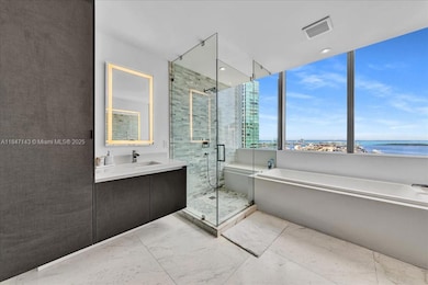 Paramount at Miami Worldcenter unit 3711, Miami, FL 33132 - photo 2