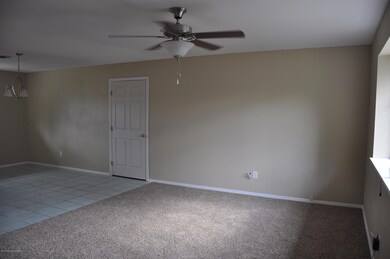 606 N Jordan St, Bloomfield, NM 87413 - photo 3
