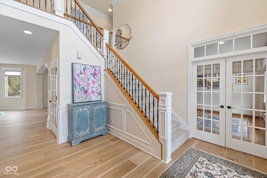 14239 Kingdom Ct, Fishers, IN 46040 - photo 2