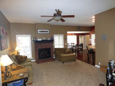 218 E Woodlake Cir, Mount Washington, KY 40047 - photo 2