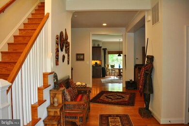 304 Adahi Rd SE, Vienna, VA 22180 - photo 3