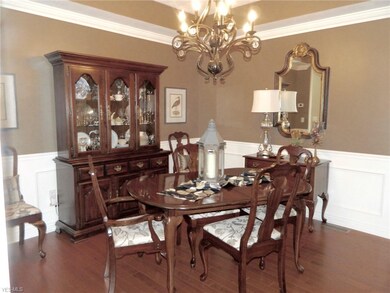 560 Burgess Cir unit 13, Aurora, OH 44202 - photo 3