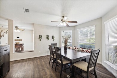 8406 Emerald Valley Ct, Houston, TX 77095 - photo 4