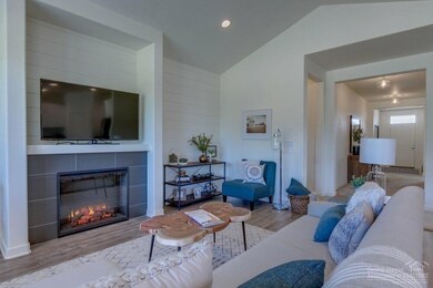 3656 SW Badger Ct, Redmond, OR 97756 - photo 3