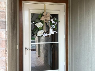 318 Rebecca Dr, Alamo, TX 78516 - photo 3