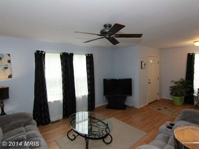 236 Asbury Rd, Pasadena, MD 21122 - photo 4
