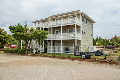 2502 W Emerald Dr