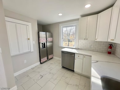 328 Bloomfield Ave unit 1, Caldwell, NJ 07006 - photo 3