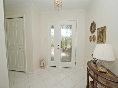 Entry/Foyer.