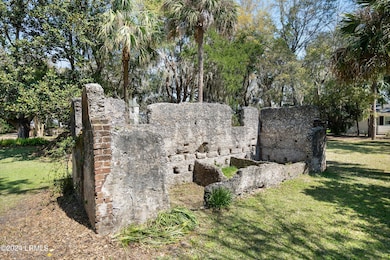 809 Hamilton St, Beaufort, SC 29902 - photo 6