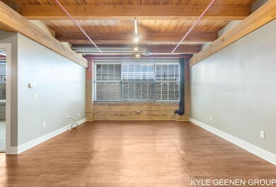 11-web-or-mls-533 Columbia Ave, Holland