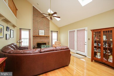 19707 Crystal View Ct, Germantown, MD 20876 - photo 7