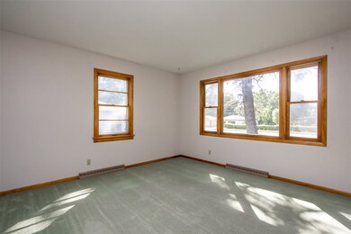 3300 Rownd St, Cedar Falls, IA 50613 - photo 6