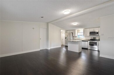 5324 Royal Oak Dr, Tampa, FL 33610 - photo 5