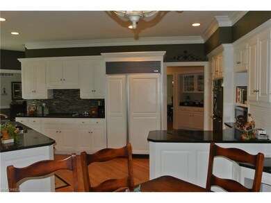 510 Club Dr, Aurora, OH 44202 - photo 4