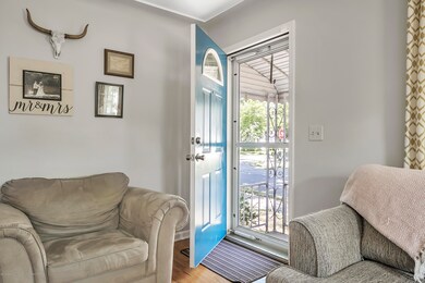 719-Poxson-Lansing-windowstill-6