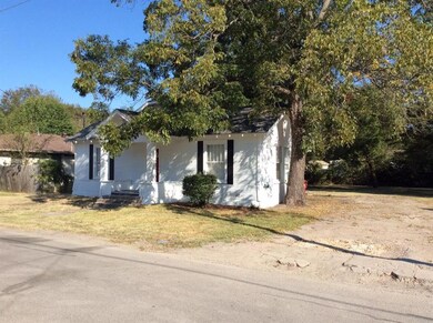 508 W 7th St, Bonham, TX 75418 - photo 2
