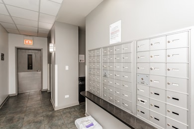 Drexel Condominiums unit 706, Chicago, IL 60653 - photo 4