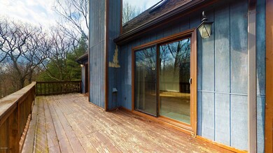 801 Surrey Ct, Hawley, PA 18428 - photo 5