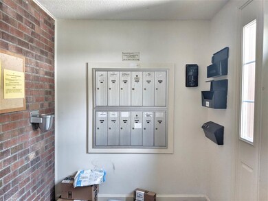 130 Endicott St N unit 502, Laconia, NH 03246 - photo 5