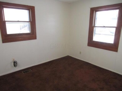 5057 Winslow Dr, Columbus, OH 43213 - photo 5