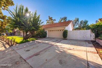 952 Carefree Dr, Simi Valley, CA 93065 - photo 4