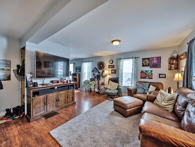 10738-33-mls-21
