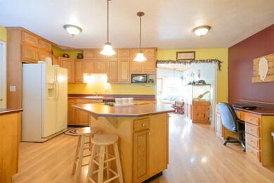 747 Potowatomi Dr, New Carlisle, IN 46552 - photo 7