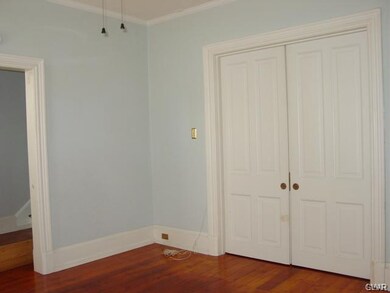 529 Ontario St, Bethlehem, PA 18015 - photo 7