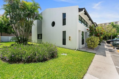 3900 NE 18th Ave unit 36H, Oakland Park, FL 33334 - photo 2