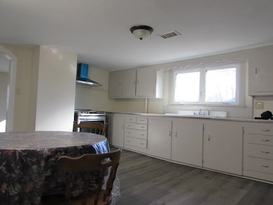 21 Forest Ave unit 2, Seekonk, MA 02771 - photo 4