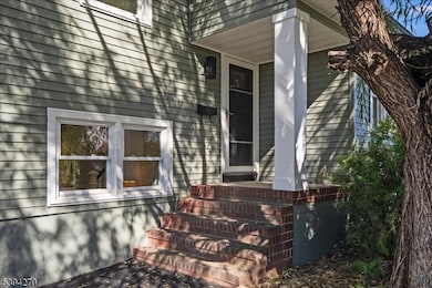 920 Peach Tree Rd, Union, NJ 07083 - photo 6