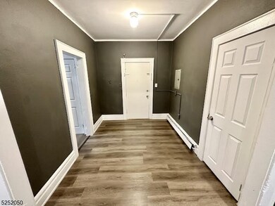 310 Apt3 Orange Rd unit 3, Montclair Twp., NJ 07042 - photo 4